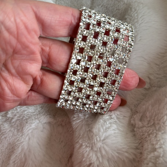 Crystal Bracelet - Picture 3 of 5
